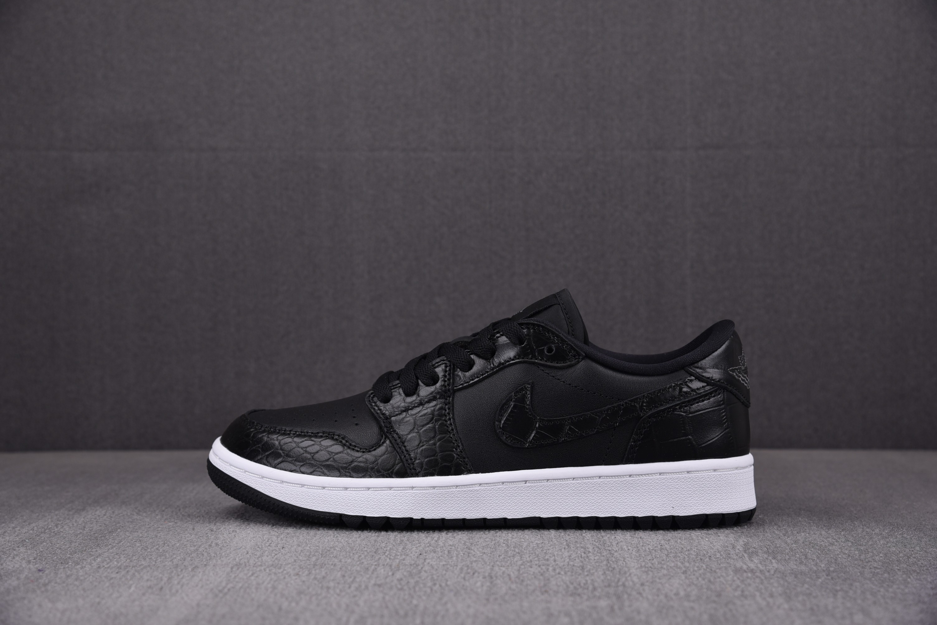 Jordan 1 Retro Low Golf Black Croc