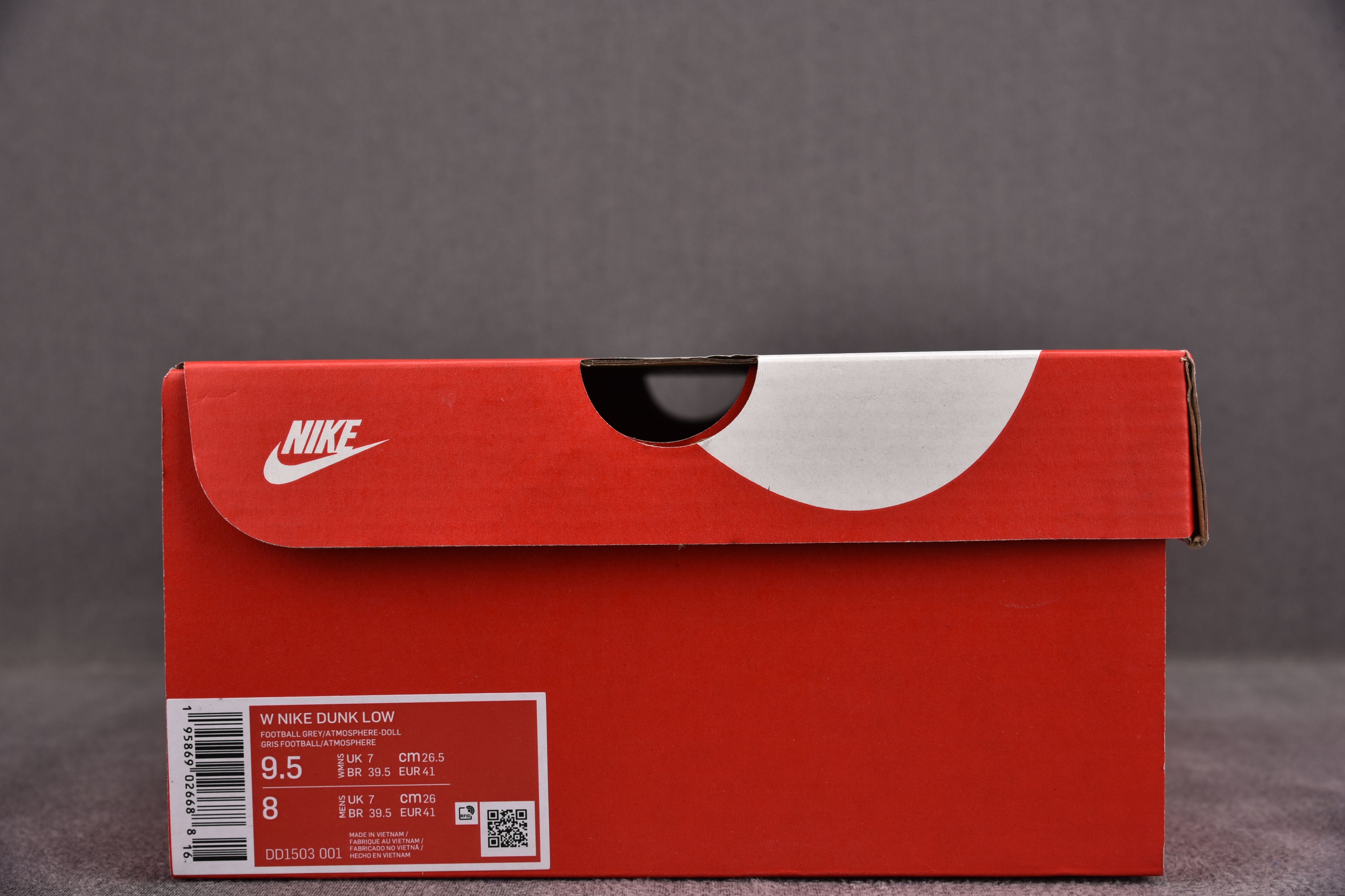 Nike Dunk Low Easter 2022 (Women Size!!)