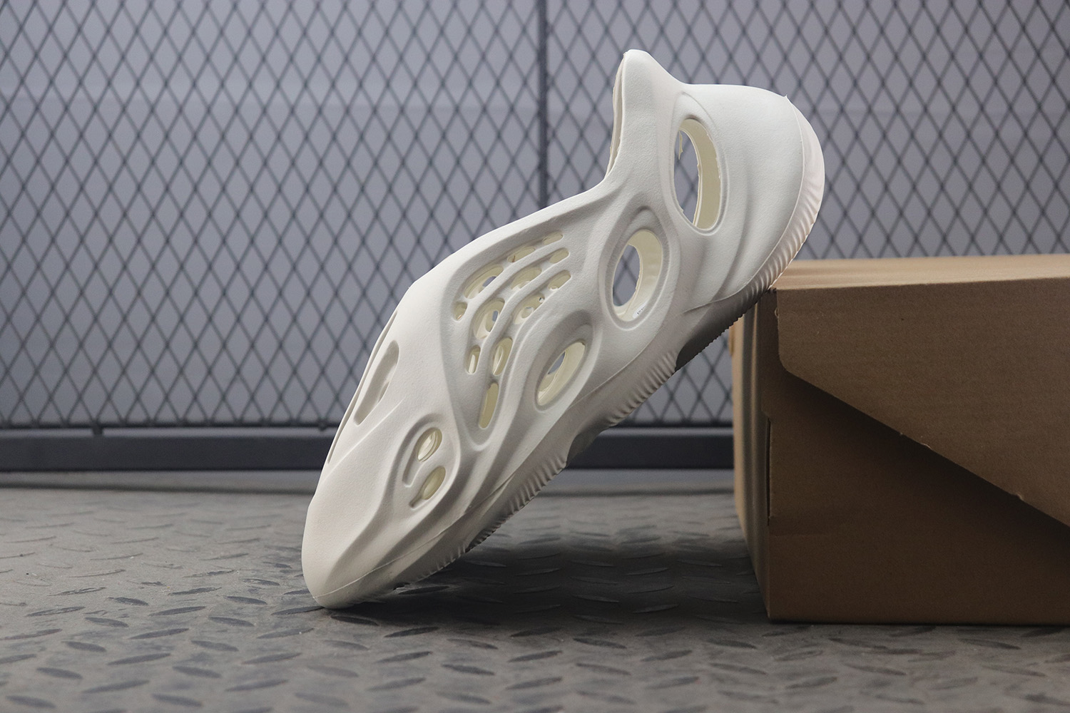 adidas Yeezy Foam RNNR Sand (One Size Smaller!!)