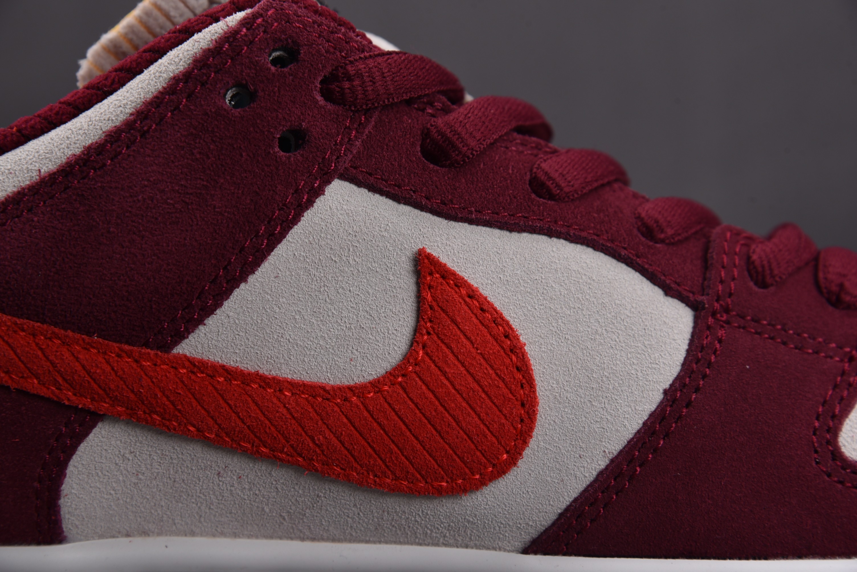 Nike SB Dunk Low Skate Like a Girl