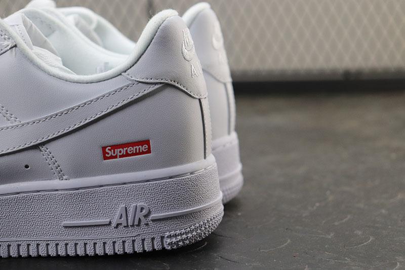 Nike Air Force 1 Low Supreme White