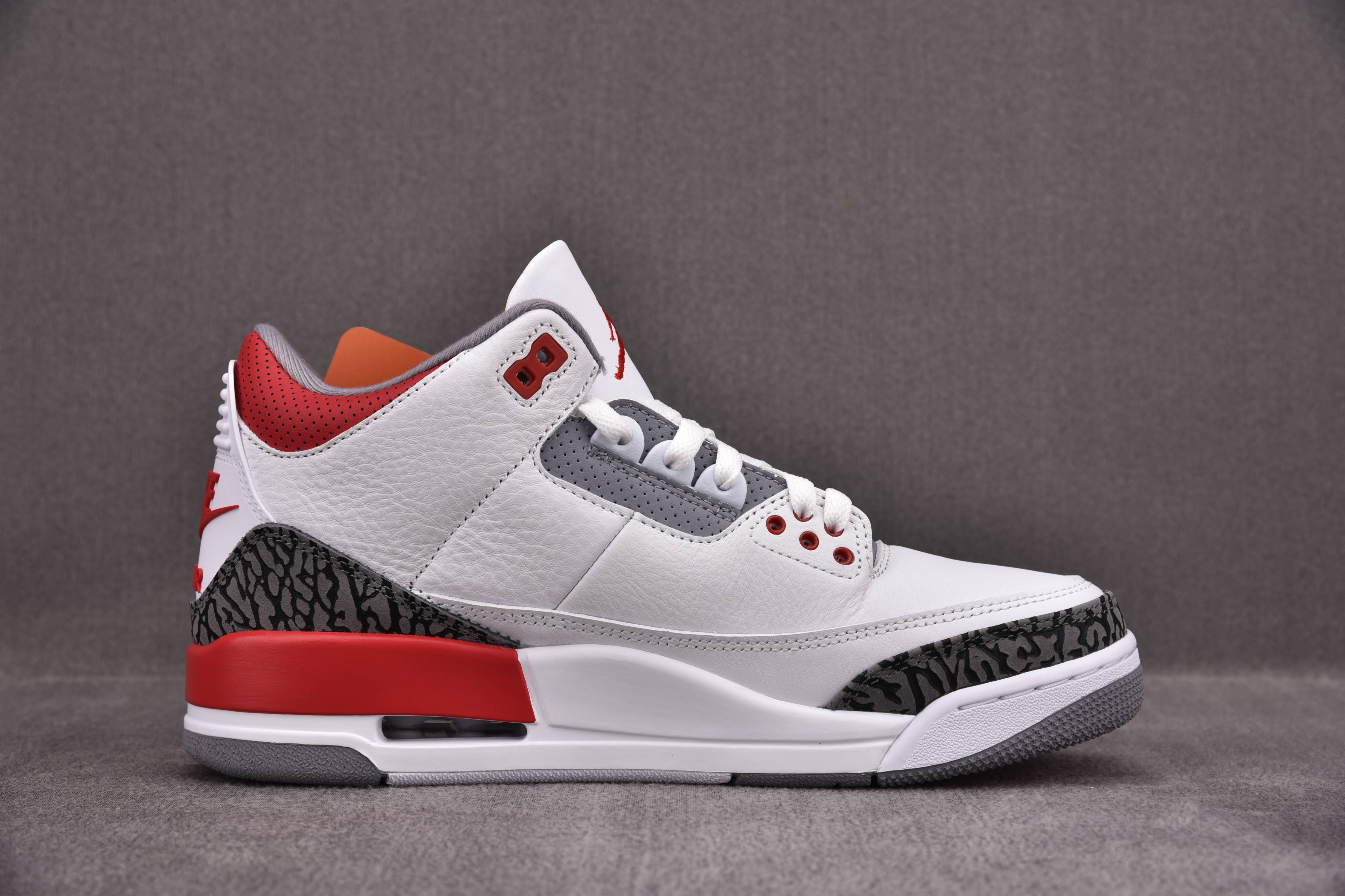 Jordan 3 Retro Fire Red (2022)
