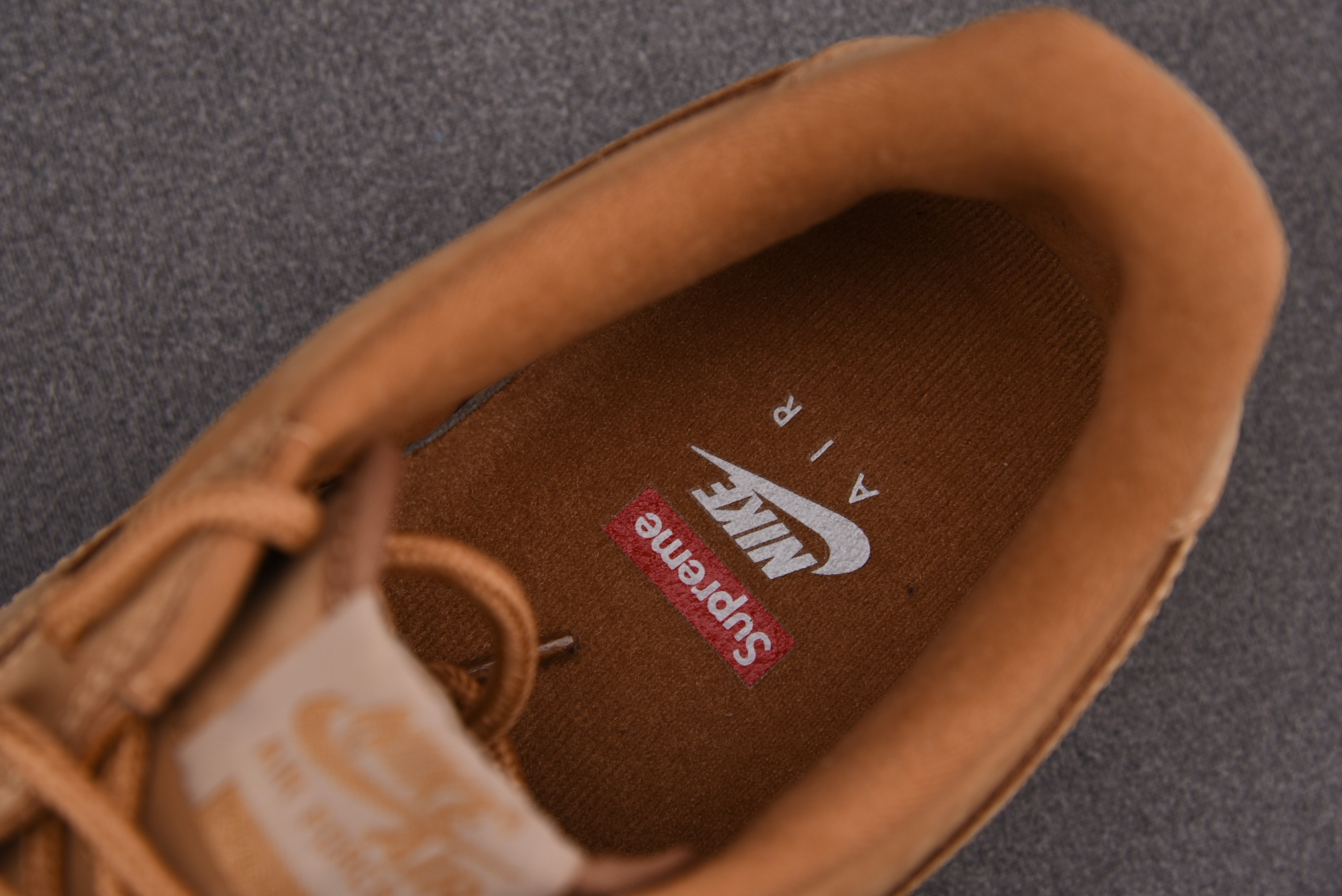 Nike Air Force 1 Low SP Supreme Wheat