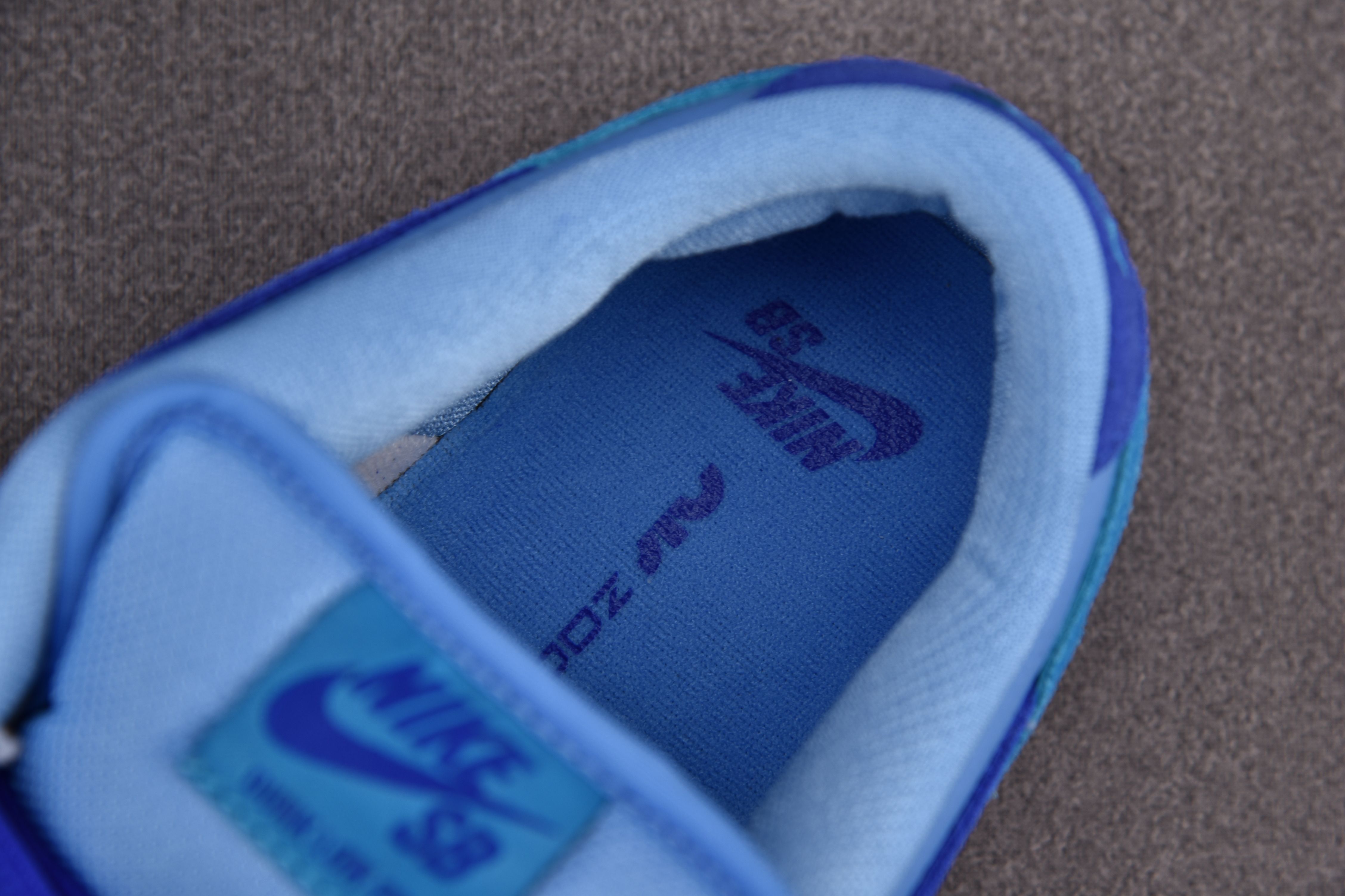 Nike SB Dunk Low Blue Raspberry