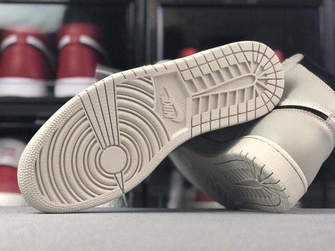 Jordan 1 SB Retro High OG ' NYC to Paris'