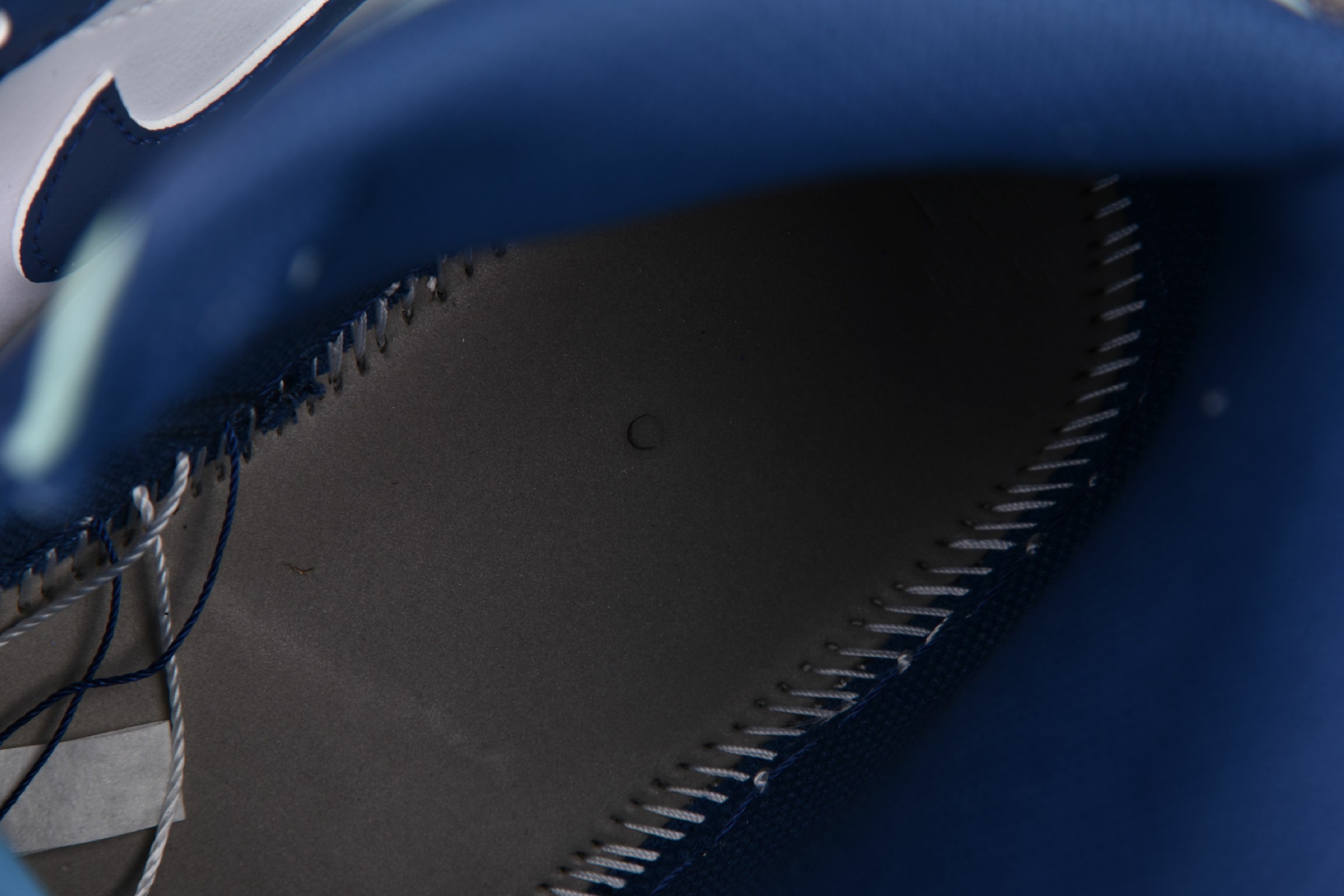 Jordan 1 Mid Mystic Navy Mint Foam / Blue Mint