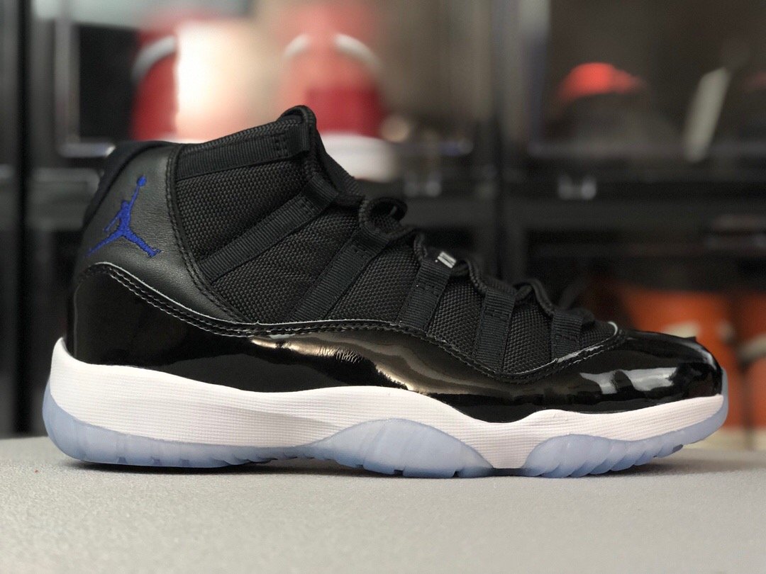 Jordan 11 Retro Space Jam