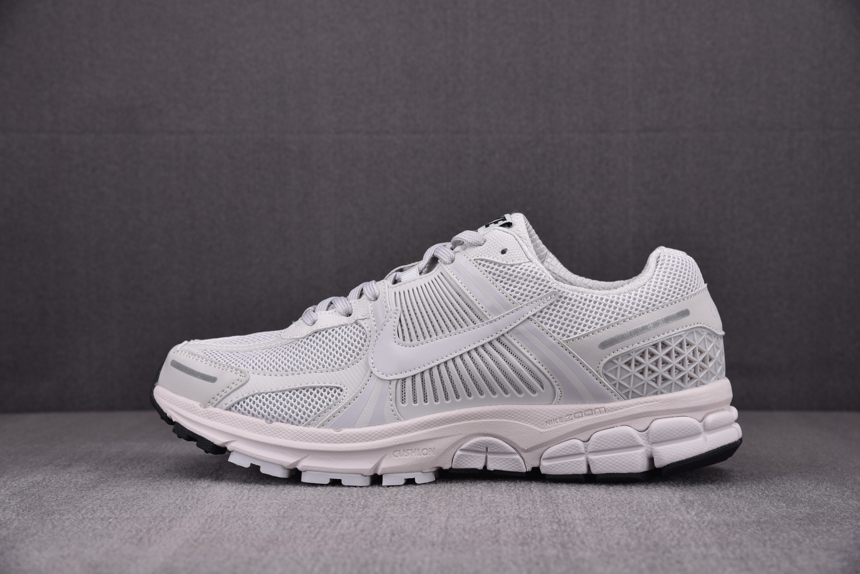 Nike Zoom Vomero 5 SP Vast Grey