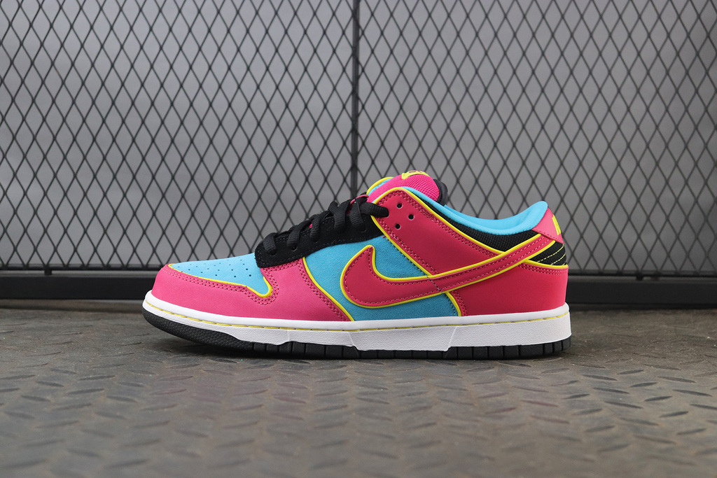 Nike Dunk SB Low Ms. Pacman