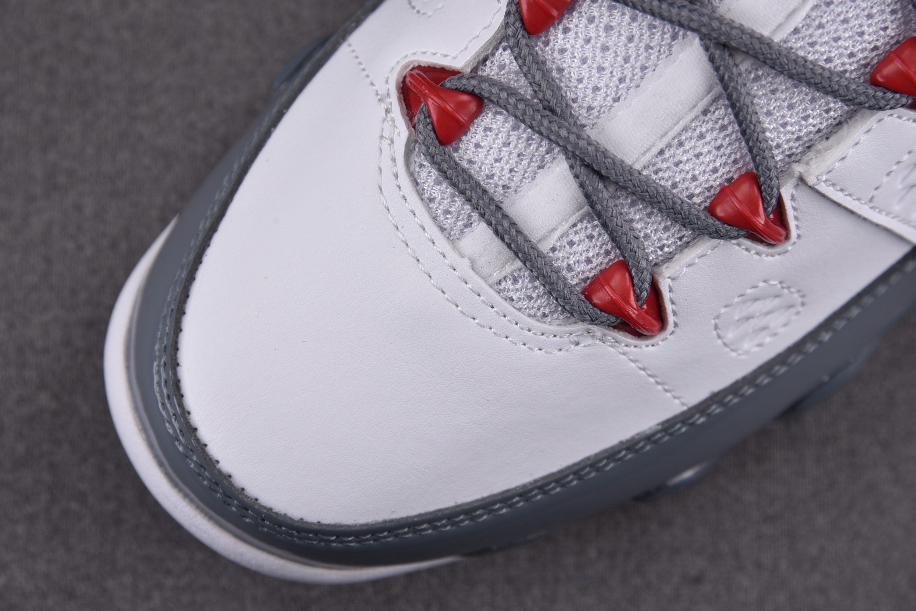 Jordan 9 Retro Fire Red
