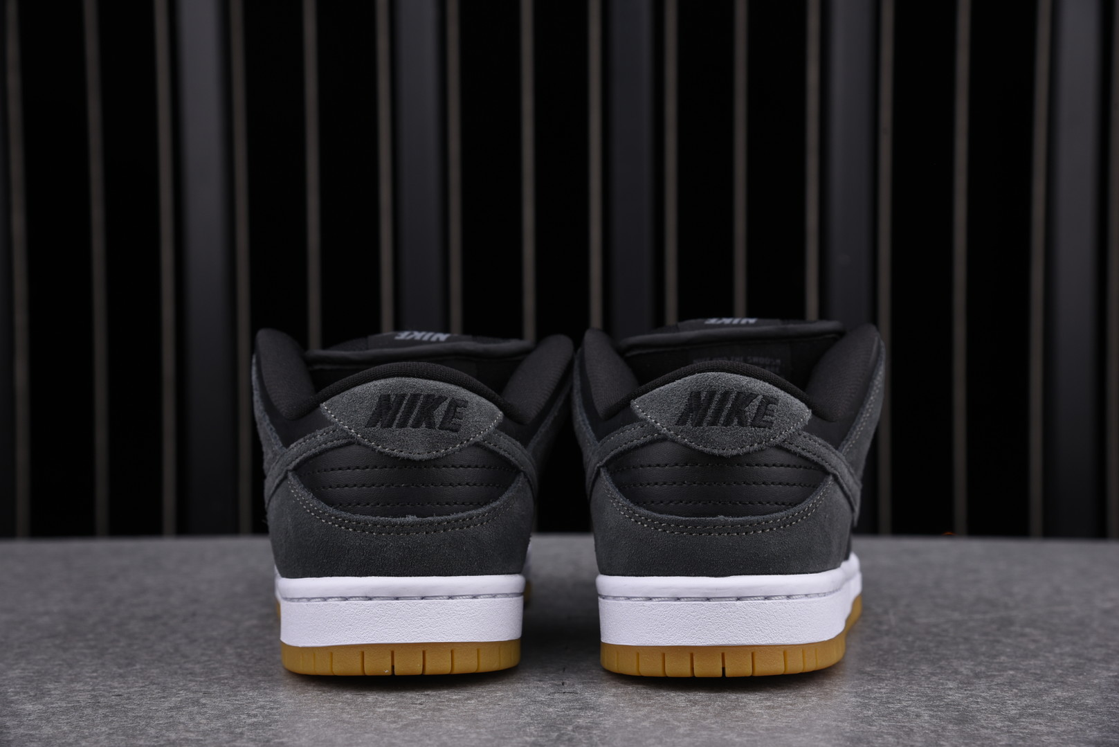 Nike SB Dunk Low Dark Grey Black Gum