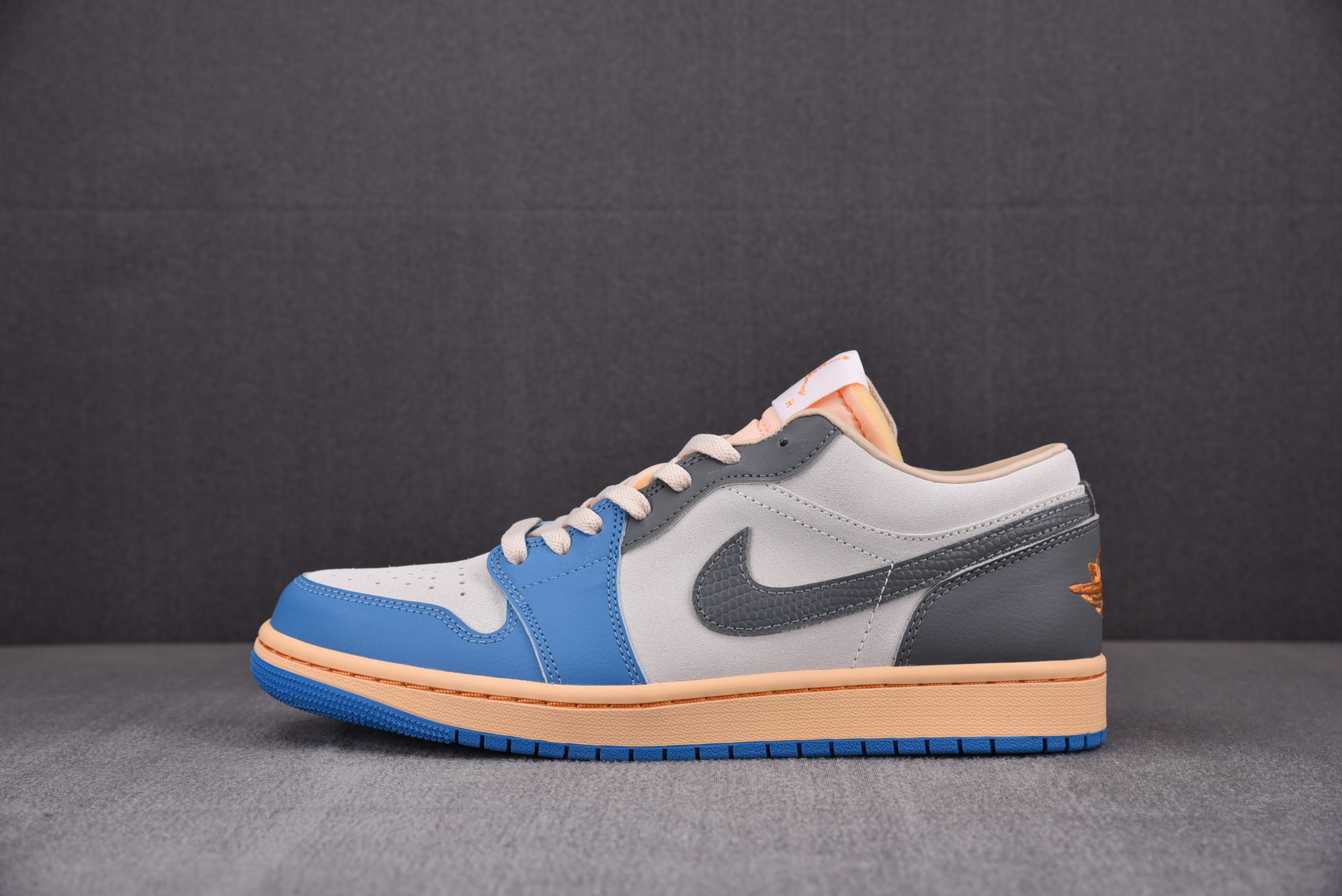 Jordan 1 Low Vintage UNC Grey