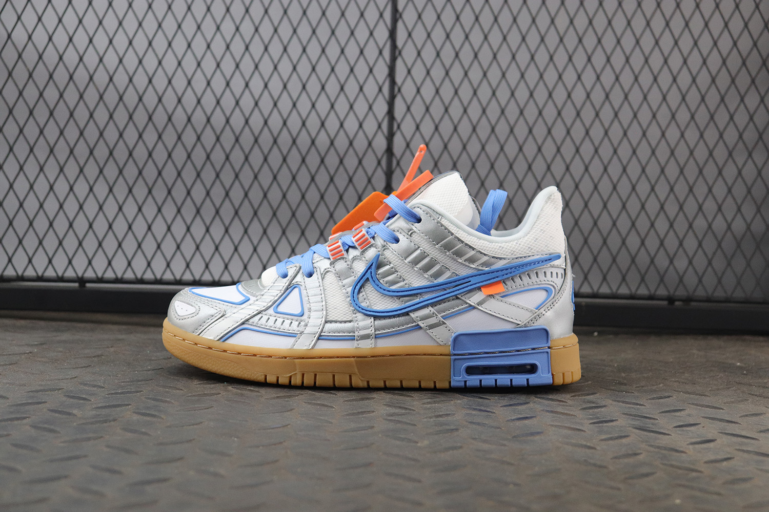 Nike Air Rubber Dunk   UNC