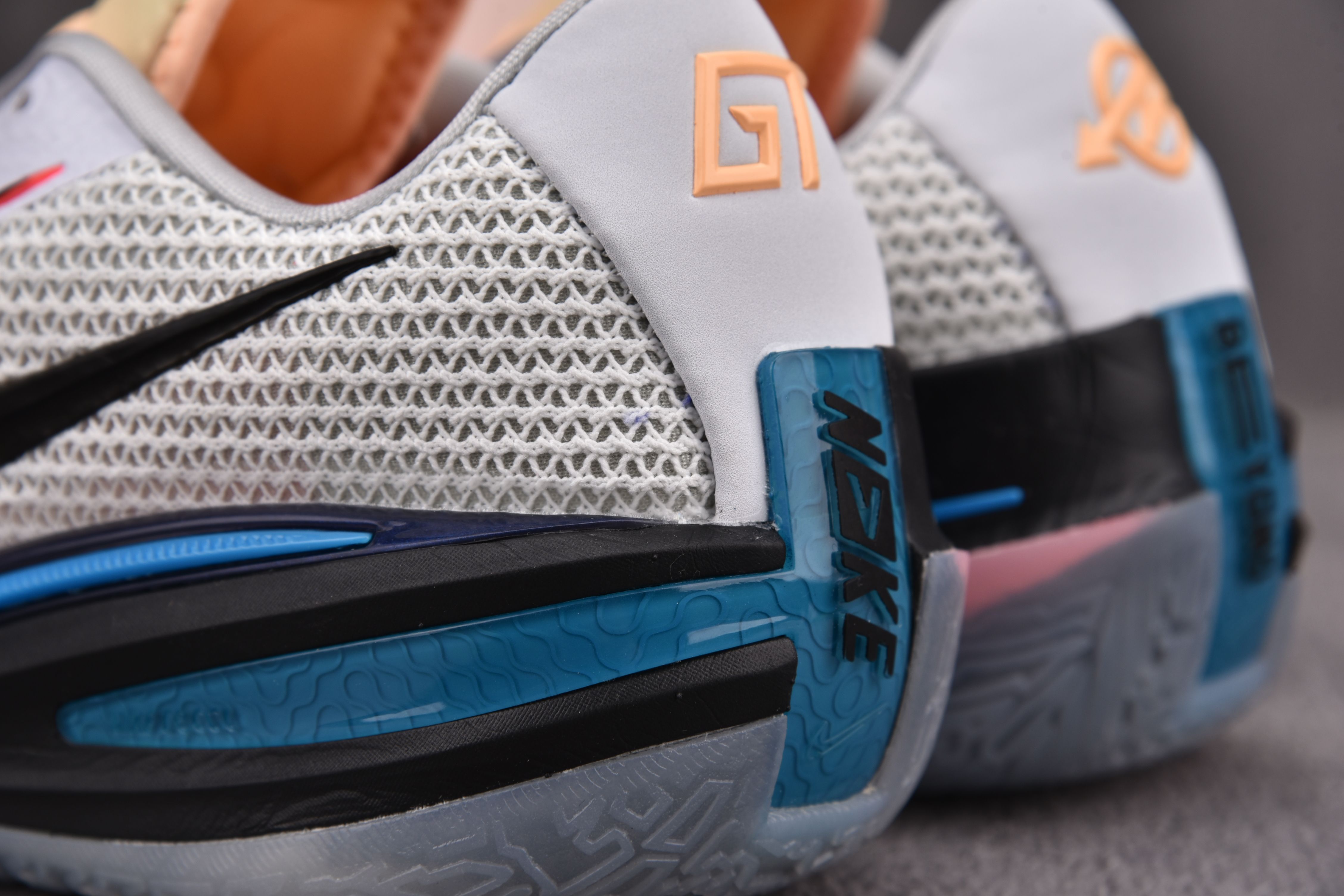 Nike Air Zoom G.T. Cut White Black Laser Blue