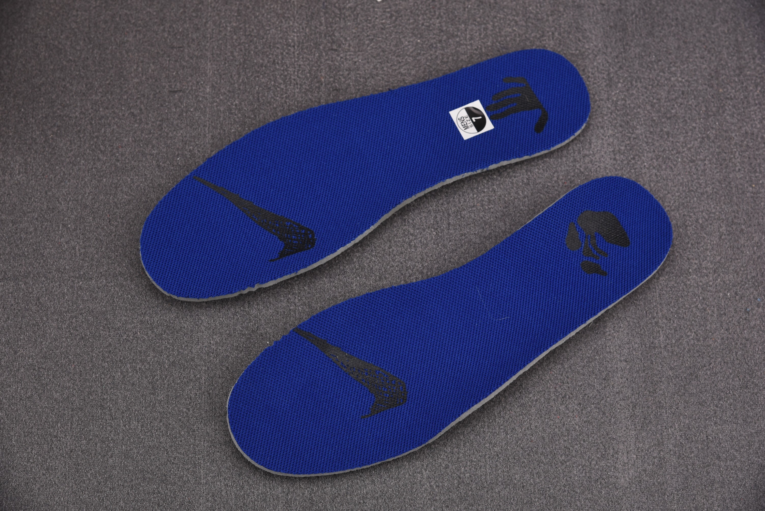 Nike Dunk Low   Lot 27