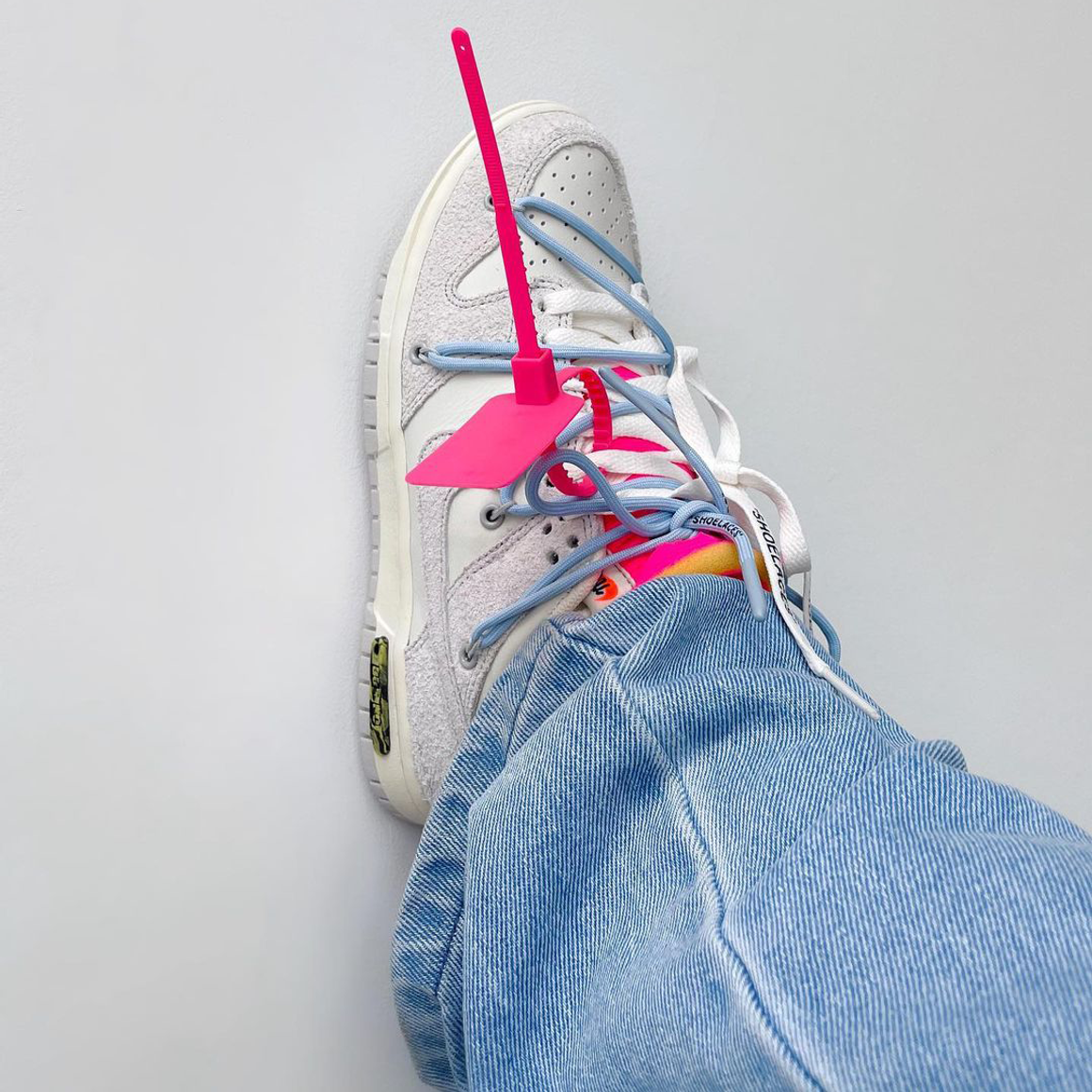 Nike Dunk Low   Lot 38