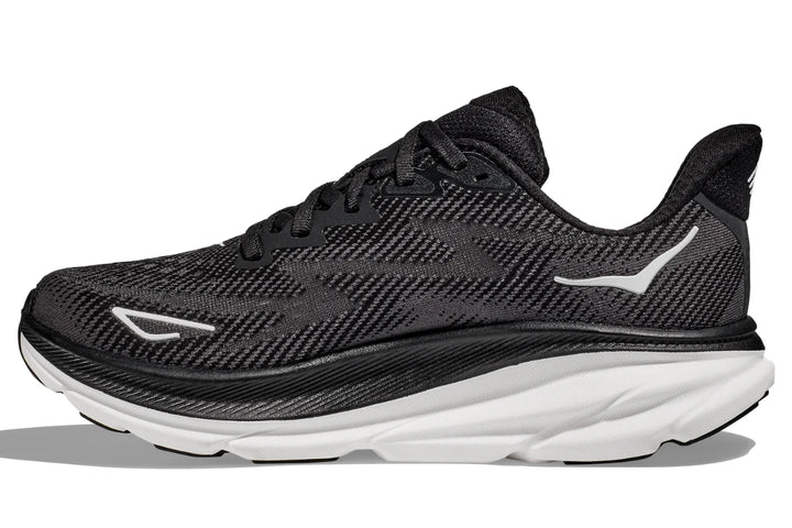 Clifton 9 - BLACK / WHITE (HOKA er litt liten – ta en størrelse opp.)