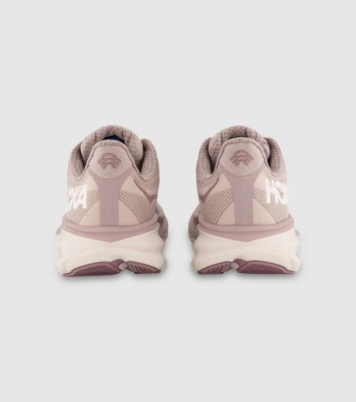 Clifton 9 - Pale mauve / Peach whip (HOKA er litt liten – ta en størrelse opp.)