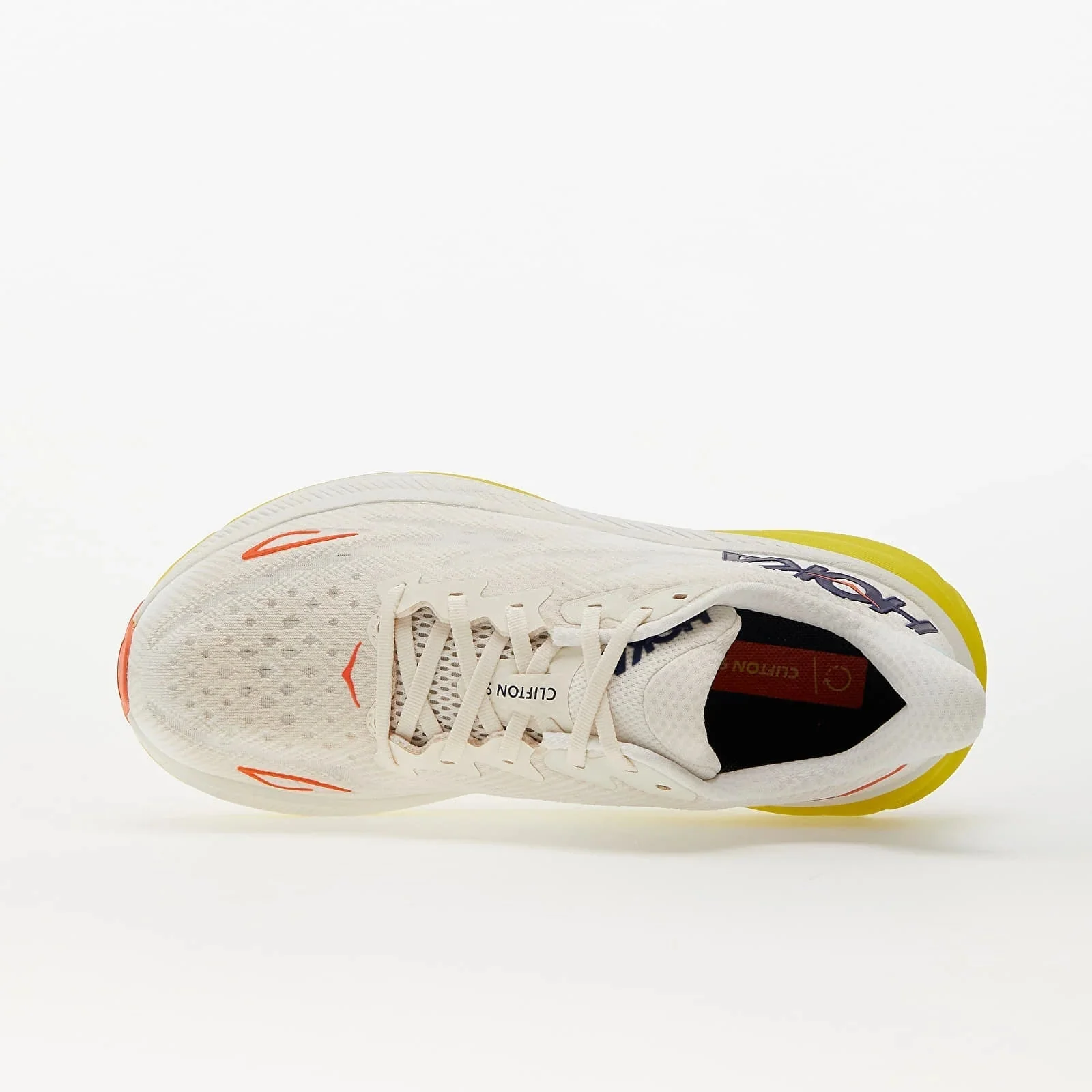 Clifton 9 Eggnog / Passion Fruit (HOKA er litt liten – ta en størrelse opp.)