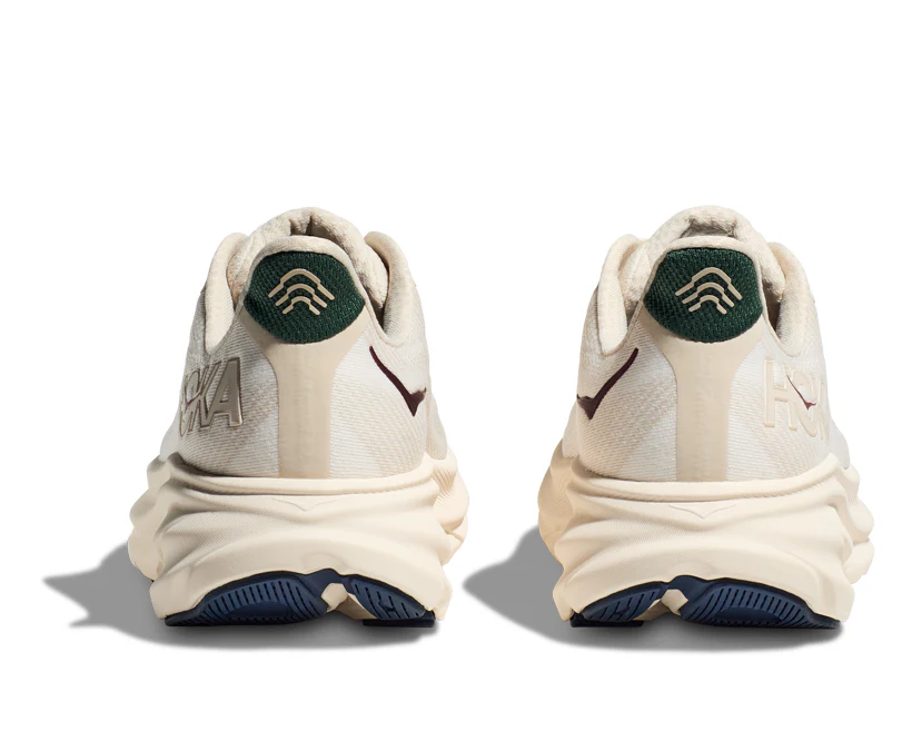 Hoka M CLIFTON 9 Oat Milk / Alabaster (HOKA er litt liten – ta en størrelse opp.)