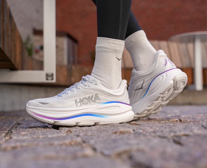 Hoka W BONDI 9 Cosmic Grey / White (HOKA er litt liten – ta en størrelse opp.)