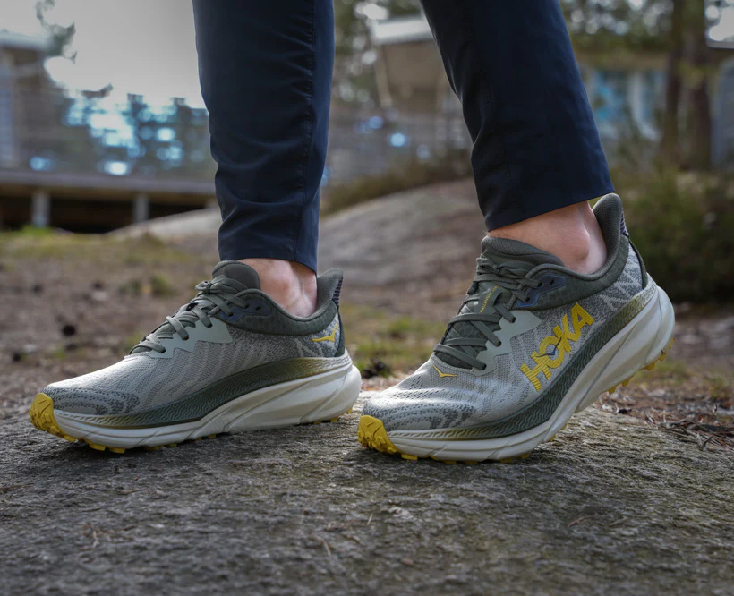 Hoka M CHALLENGER 7 Olive Haze / Forest Cover (HOKA er litt liten – ta en størrelse opp.)