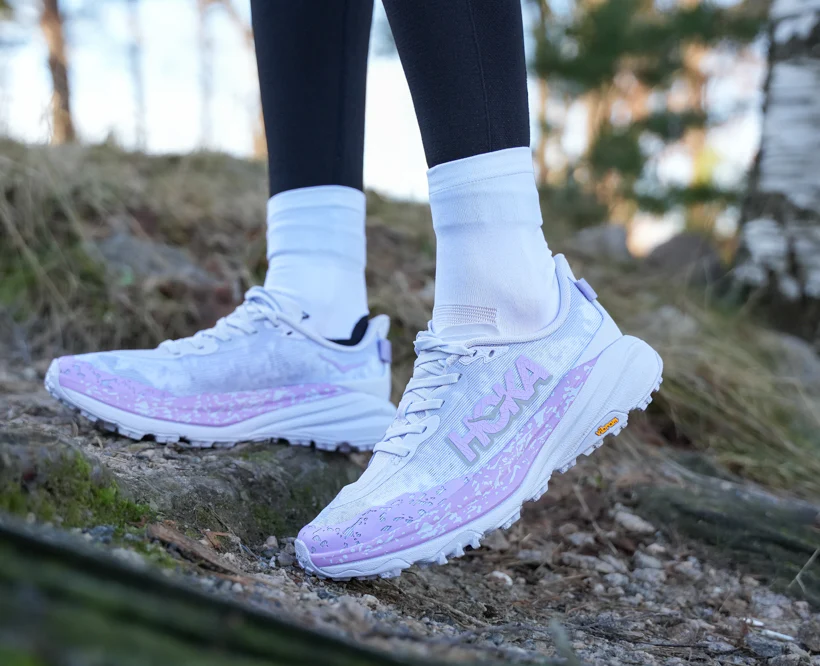 Hoka W SPEEDGOAT 6 Starlight Glow / Aster Flower (HOKA er litt liten – ta en størrelse opp.)