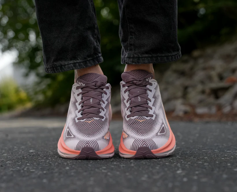 Hoka W CLIFTON 9 GTX Cosmic Pearl / Smoky Quartz (HOKA er litt liten – ta en størrelse opp.)