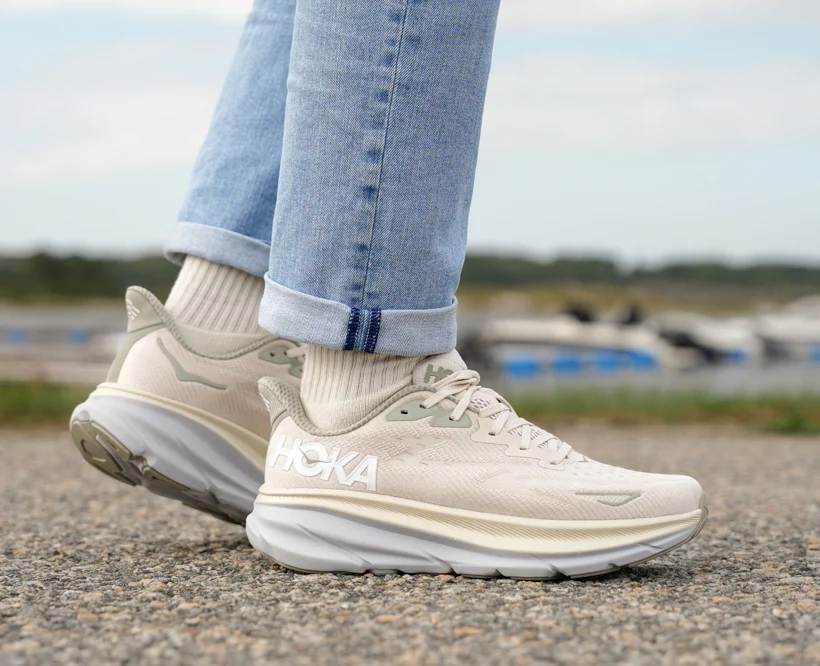 Hoka M CLIFTON 9 Oat Milk / Barley (HOKA er litt liten – ta en størrelse opp.)