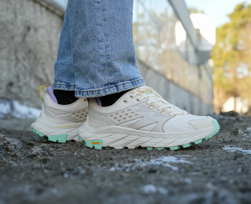 Hoka W ANACAPA BREEZE LOW Alabaster / Mint Fluorite (HOKA er litt liten – ta en størrelse opp.)