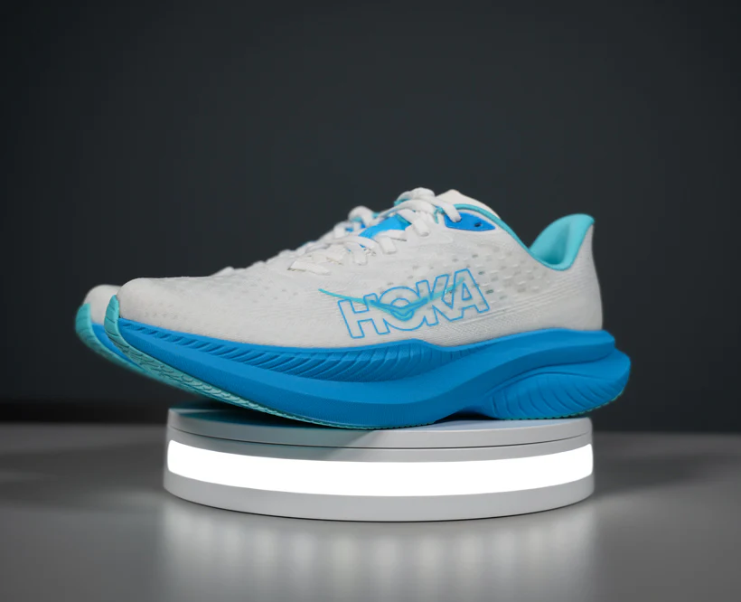 Hoka M MACH 6 White / Skyward Blue (HOKA er litt liten – ta en størrelse opp.)