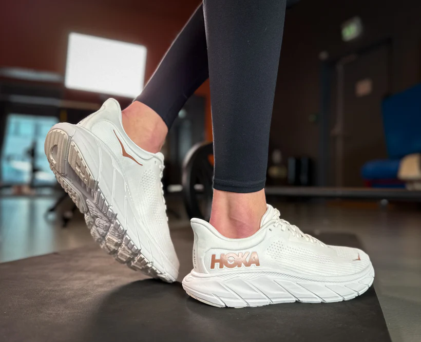Hoka W ARAHI 7 Blanc De Blanc / Rose Gold (HOKA er litt liten – ta en størrelse opp.)