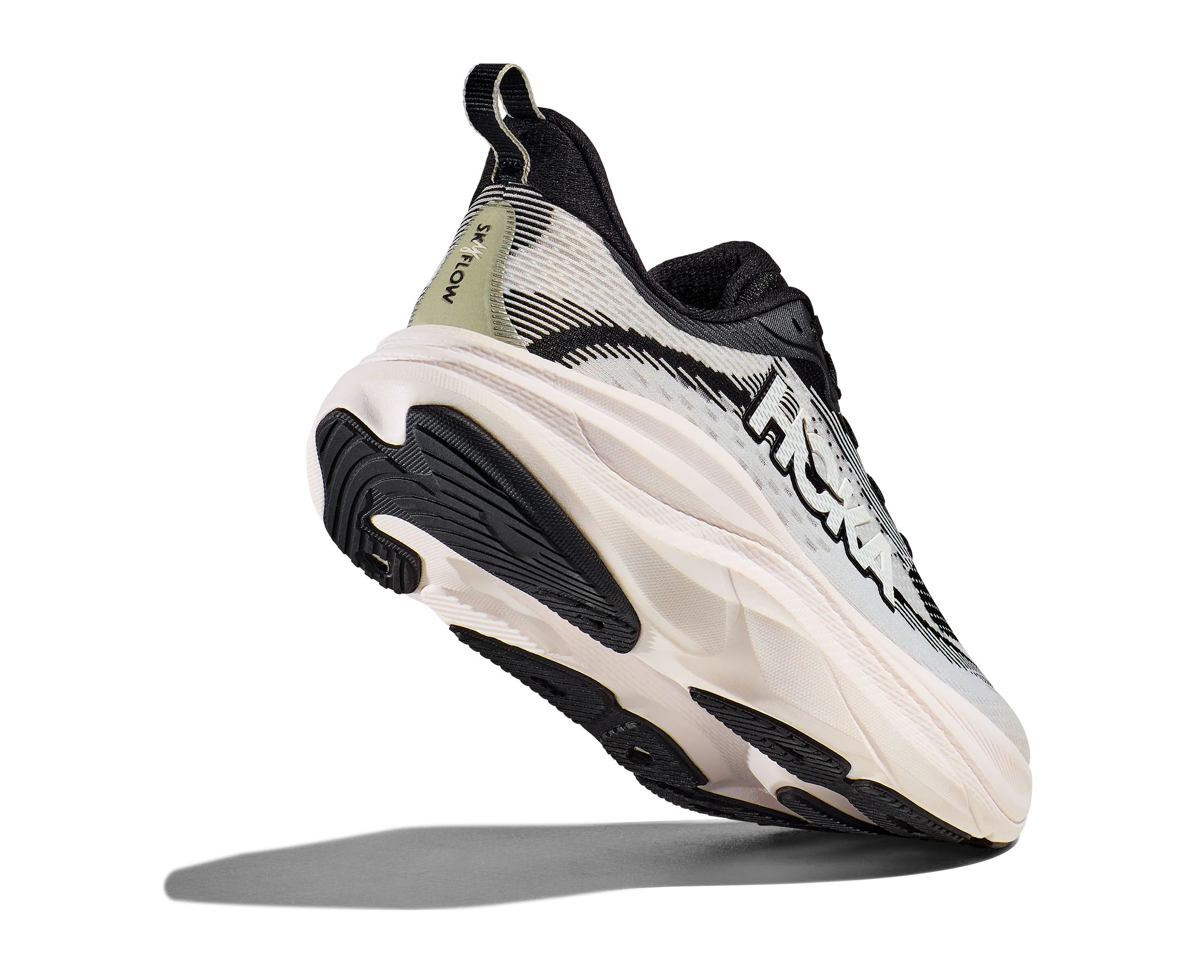 Hoka W SKYFLOW WIDE Black / White (HOKA er litt liten – ta en størrelse opp.)