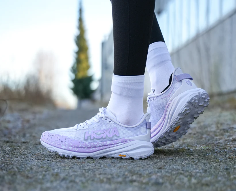 Hoka W SPEEDGOAT 6 Starlight Glow / Aster Flower (HOKA er litt liten – ta en størrelse opp.)
