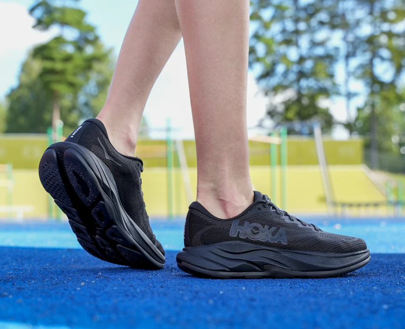 Hoka W RINCON 4 Black / Black (HOKA er litt liten – ta en størrelse opp.)