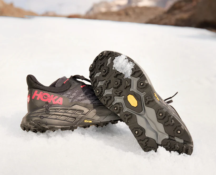 Hoka W SPEEDGOAT 5 GTX SPIKE Black/Black (HOKA er litt liten – ta en størrelse opp.)