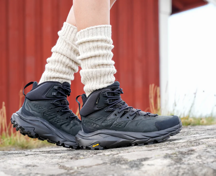 Hoka W KAHA 2 GTX Black  /  Black (HOKA er litt liten – ta en størrelse opp.)