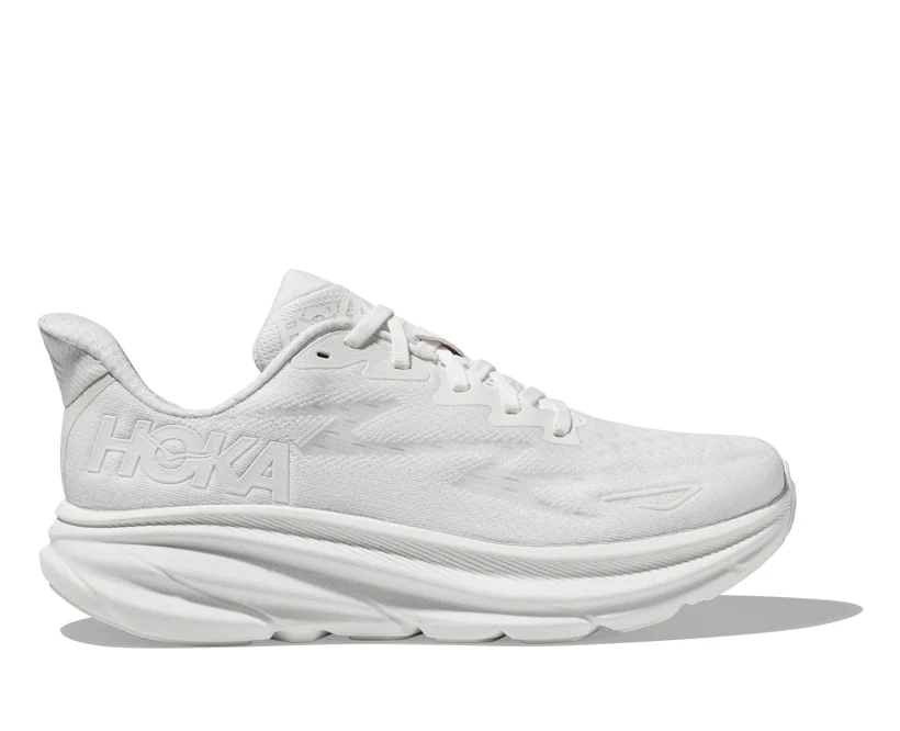 Hoka W CLIFTON 9 White / White (HOKA er litt liten – ta en størrelse opp.)
