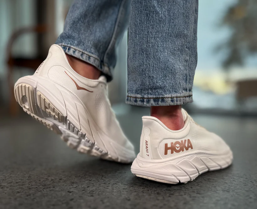 Hoka W ARAHI 7 Blanc De Blanc / Rose Gold (HOKA er litt liten – ta en størrelse opp.)