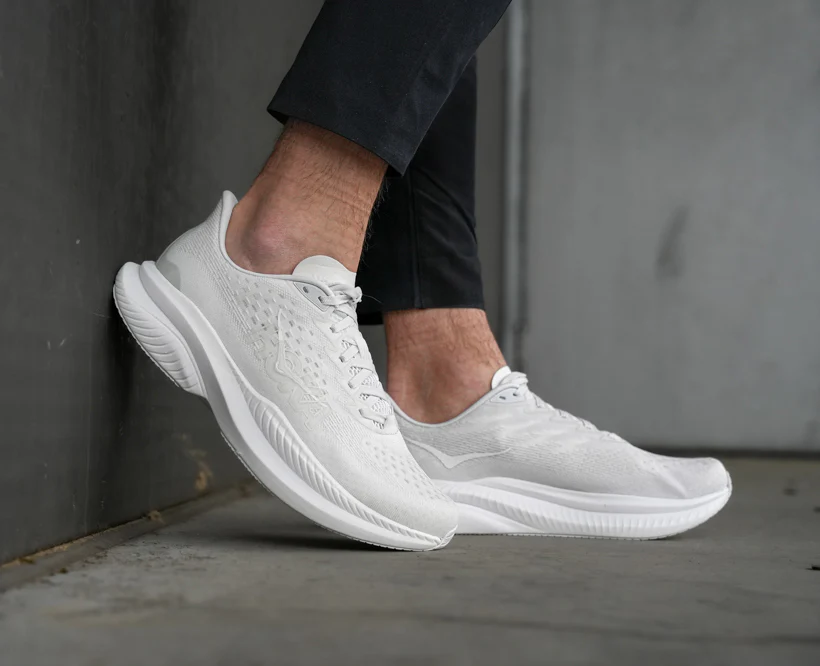 Hoka M MACH 6 White / White (HOKA er litt liten – ta en størrelse opp.)