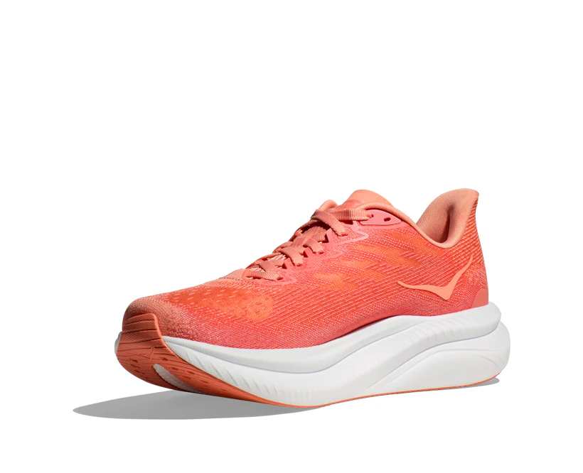 Hoka W MACH 6 LA Guava / White (HOKA er litt liten – ta en størrelse opp.)