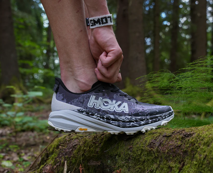 Hoka M SPEEDGOAT 6 Black / Stardust (HOKA er litt liten – ta en størrelse opp.)