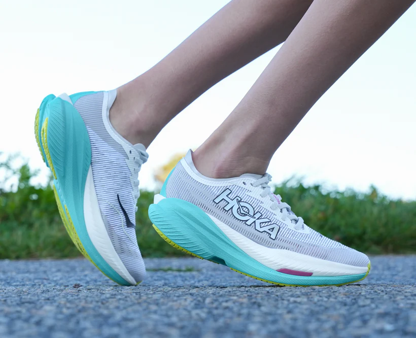 Hoka W MACH X 2 Frost / Electric Aqua (HOKA er litt liten – ta en størrelse opp.)