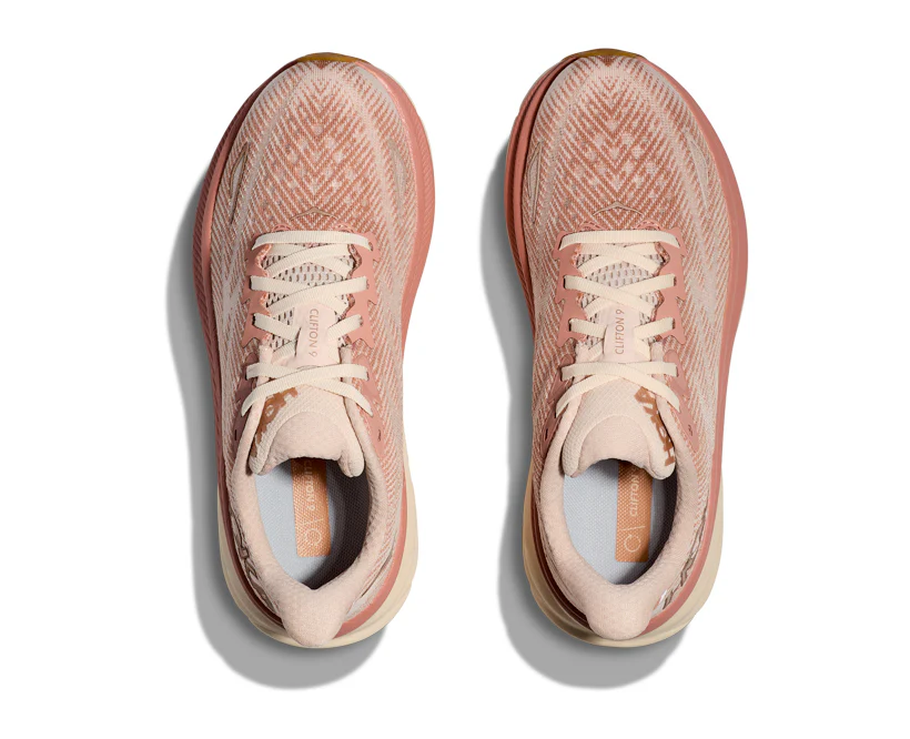 Hoka W CLIFTON 9 Sandstone / Cream (HOKA er litt liten – ta en størrelse opp.)