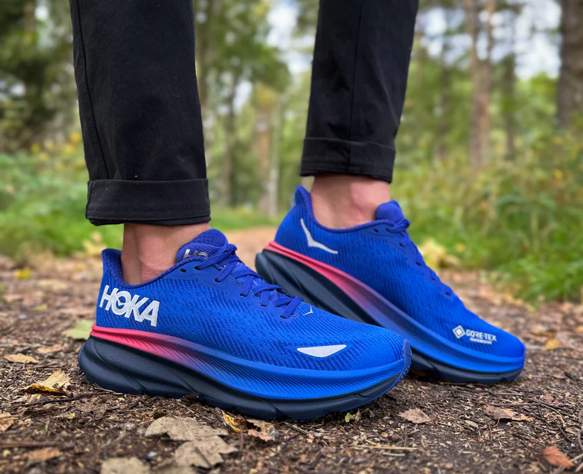 Hoka W CLIFTON 9 GTX Dazzling Blue / Evening Sky (HOKA er litt liten – ta en størrelse opp.)
