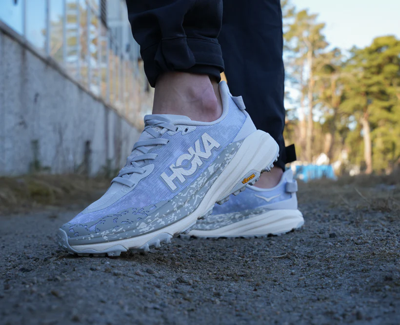 Hoka W SPEEDGOAT 6 Cosmic Grey / Alabaster (HOKA er litt liten – ta en størrelse opp.)