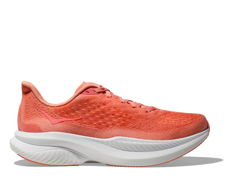 Hoka W MACH 6 LA Guava / White (HOKA er litt liten – ta en størrelse opp.)