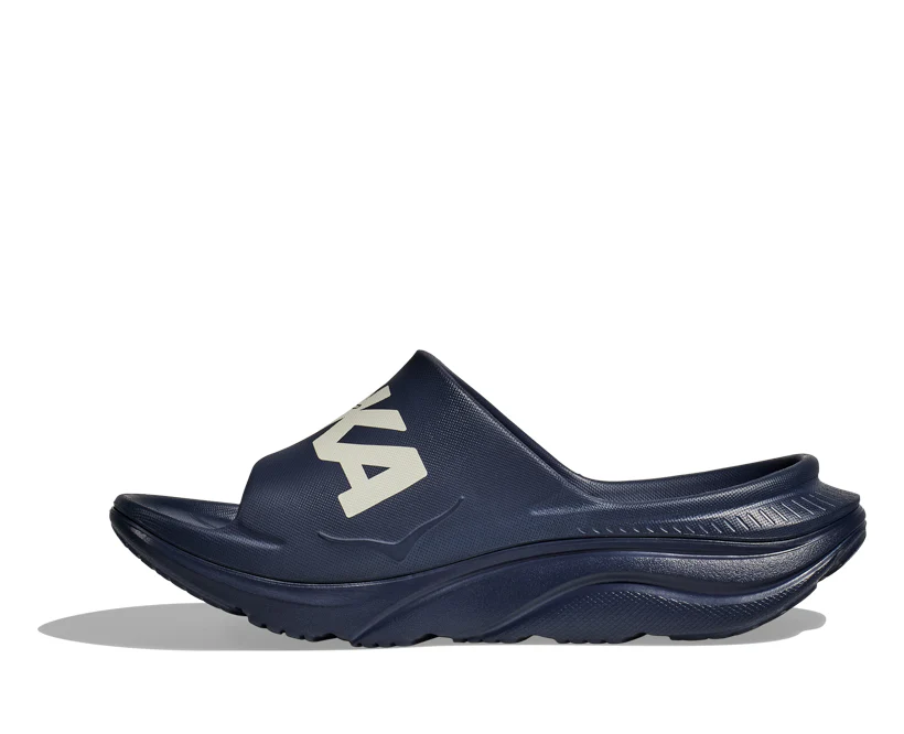 Hoka U ORA ATHLETIC SLIDE Varsity Navy / White (HOKA er litt liten – ta en størrelse opp.)