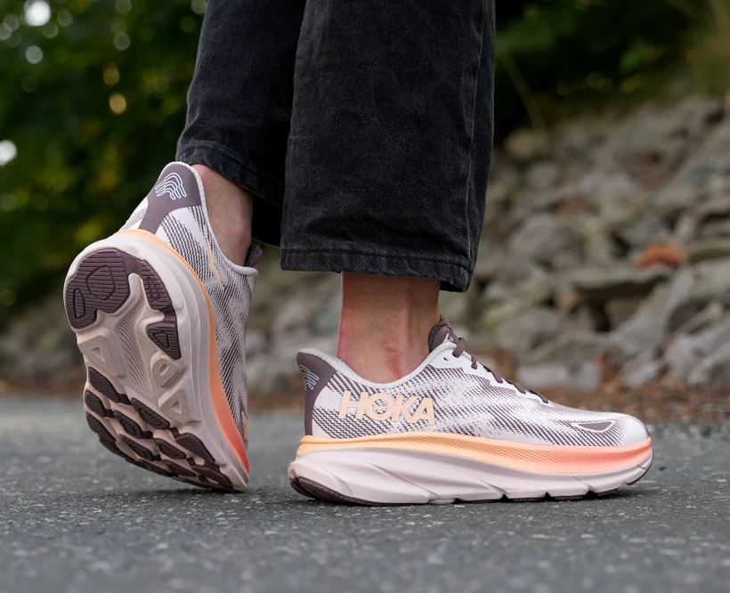 Hoka W CLIFTON 9 GTX Cosmic Pearl / Smoky Quartz (HOKA er litt liten – ta en størrelse opp.)
