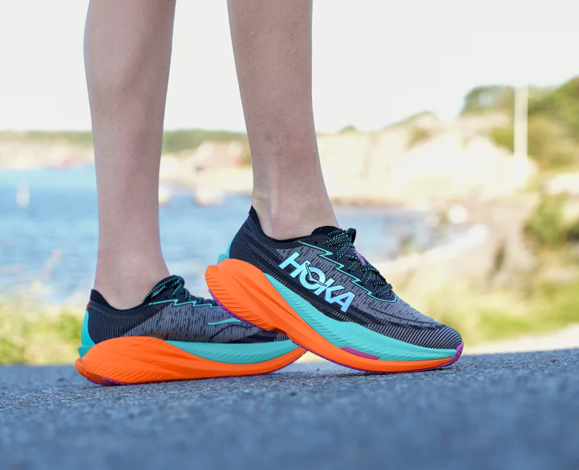 Hoka W MACH X 2 WIDE Black / Electric Aqua (HOKA er litt liten – ta en størrelse opp.)